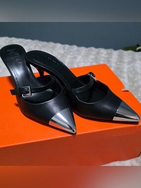 DKNY Kynlee Black Leather Mule with Silver metal Pointed Cap toe
